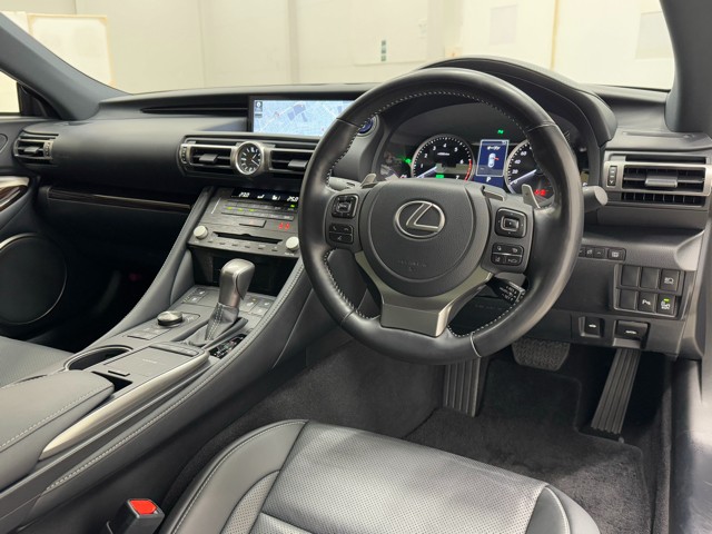 レクサス RC300h バージョンL