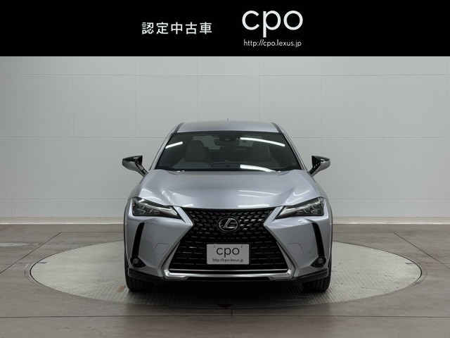 レクサス UX250h バージョンC