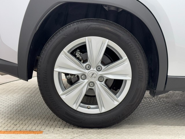 レクサス UX250h バージョンC