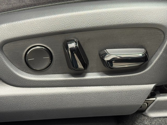 レクサス RZ450e バージョンL