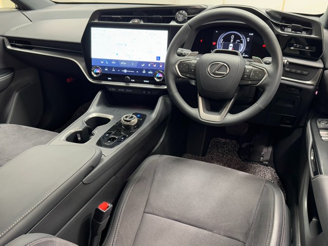 レクサス RZ450e バージョンL
