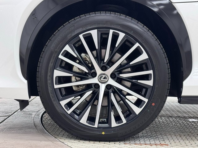 レクサス RZ450e バージョンL