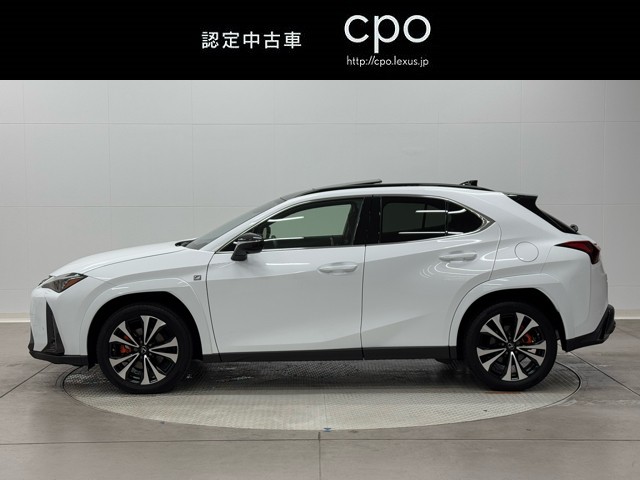 レクサス UX250h Fスポエモ Exp