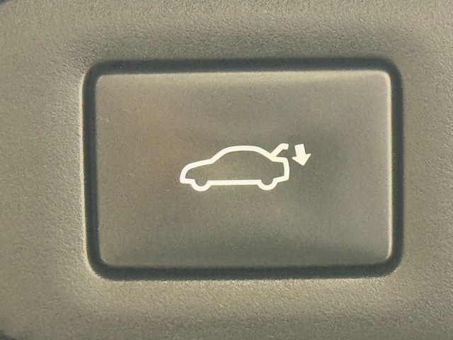 レクサス LS500h Fスポーツ