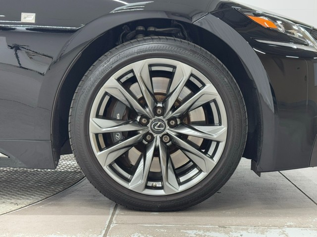 レクサス LS500h Fスポーツ