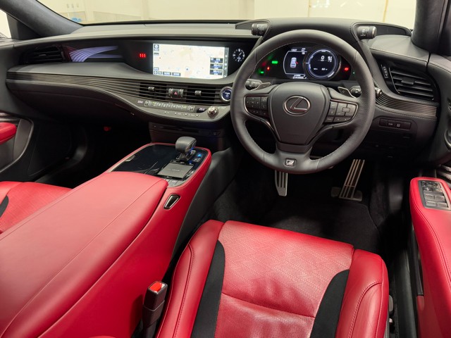 レクサス LS500h Fスポーツ