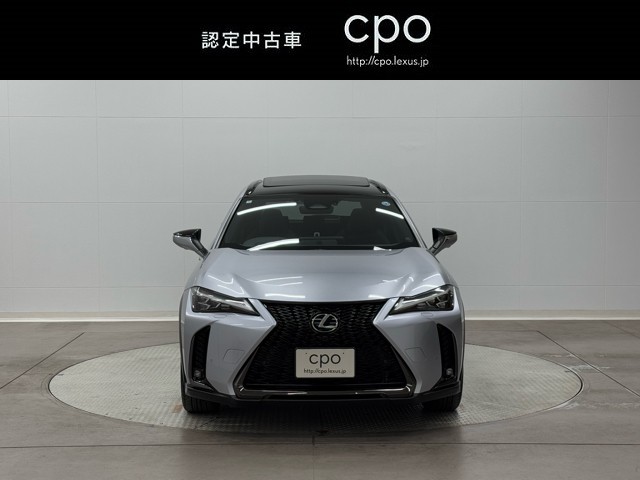 レクサス UX300h Fスポーツ