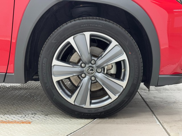 レクサス UX300e バージョンL