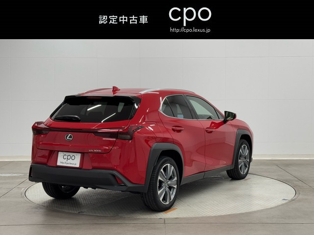 レクサス UX300e バージョンL
