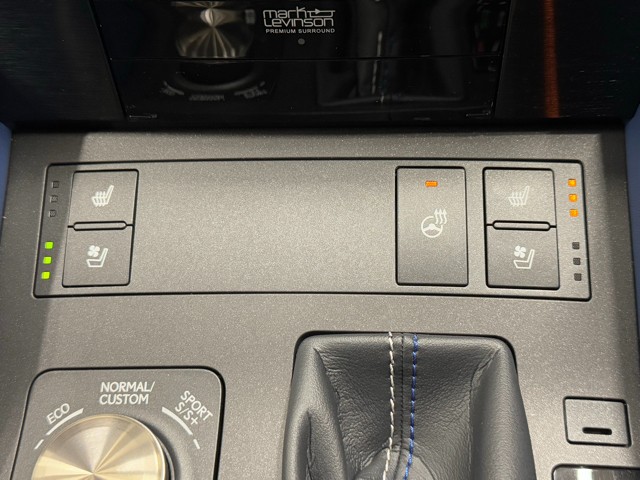 レクサス RC F 10thアニバLTD