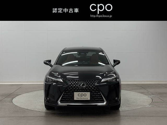 レクサス UX300h バージョンC
