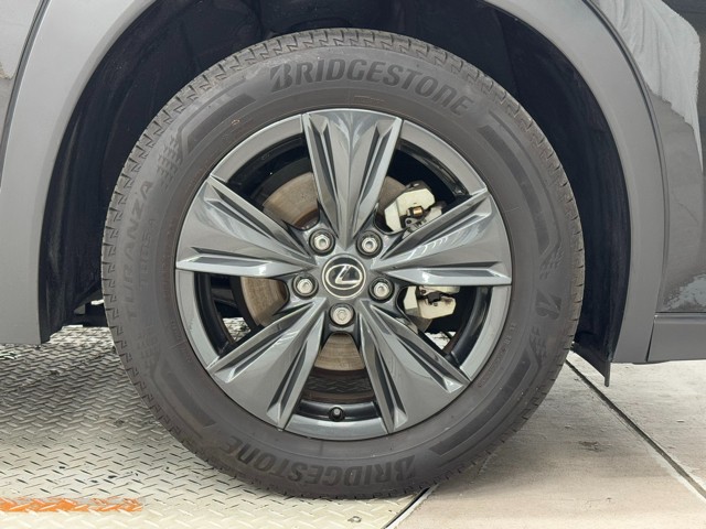 レクサス UX300h バージョンC