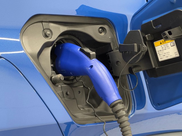 レクサス UX300e VER-L