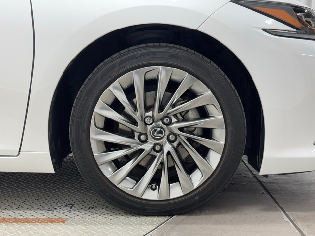 レクサス ES300h バージョンL