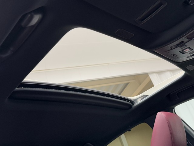 レクサス ES300h グレイスフルエスコート