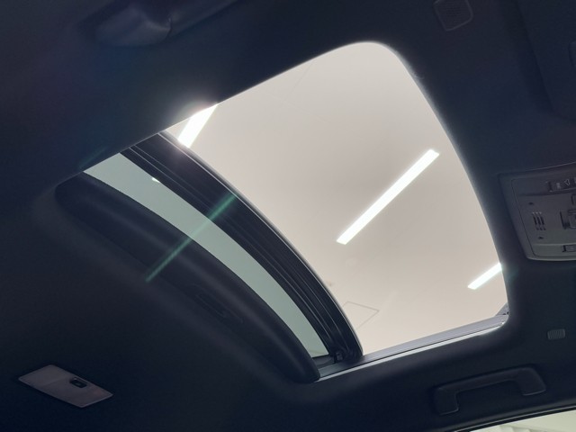 レクサス UX300h Fスポーツエモーショナル