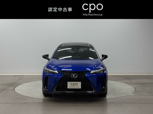 レクサス UX300h Fスポーツエモーショナル