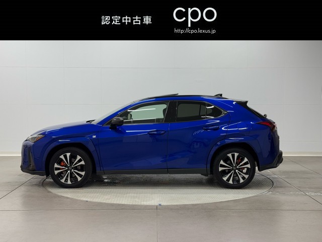 レクサス UX300h Fスポーツエモーショナル