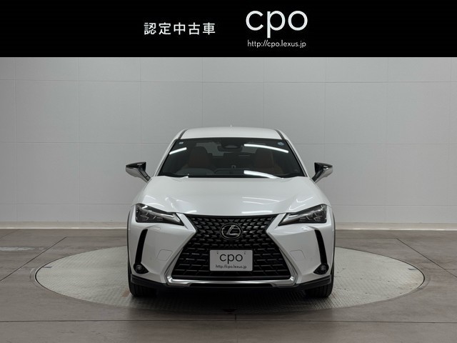 レクサス UX300h VersionC