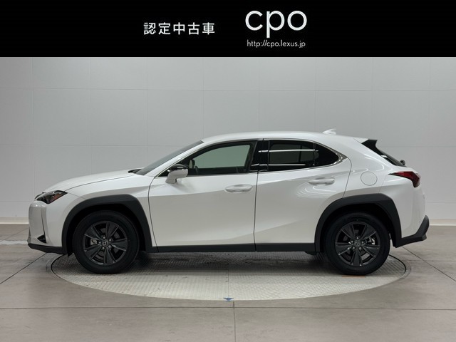 レクサス UX300h VersionC