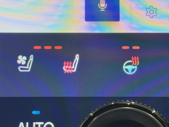 レクサス NX450h+ Fスポーツ