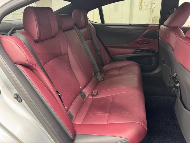 レクサス ES300h グレイスフル エクスプ