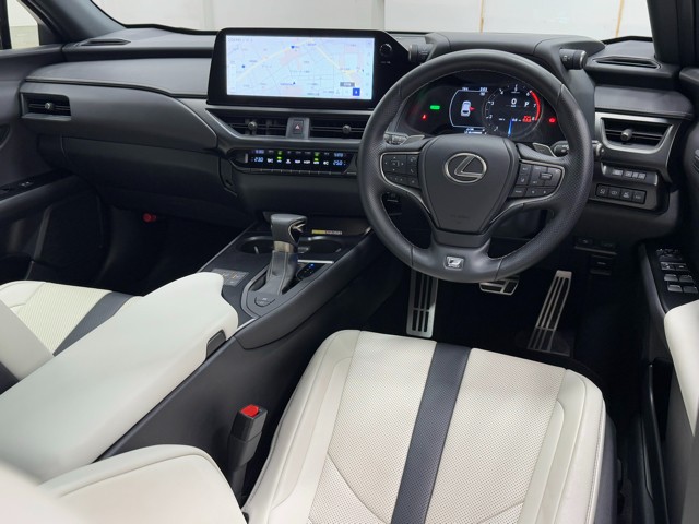 レクサス UX250h F SPORT