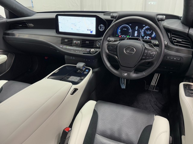 レクサス LS500h Fスポーツ
