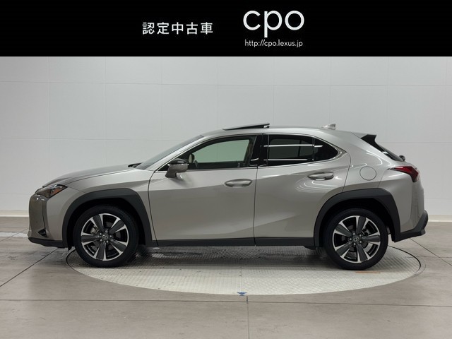 レクサス UX300h バージョンL