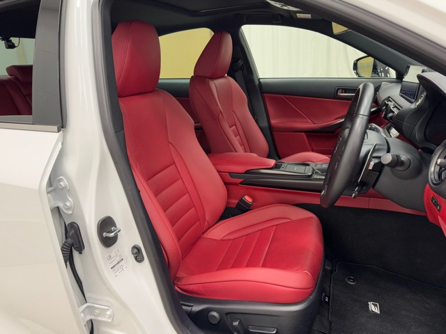 レクサス IS300h Fスポーツ