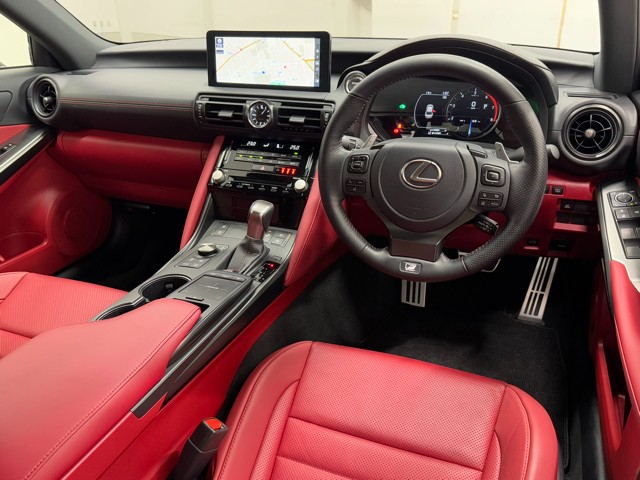 レクサス IS300h Fスポーツ