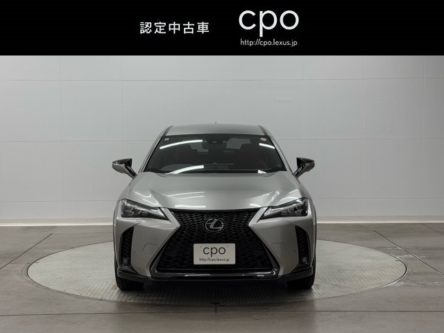レクサス UX200 Fスポーツ