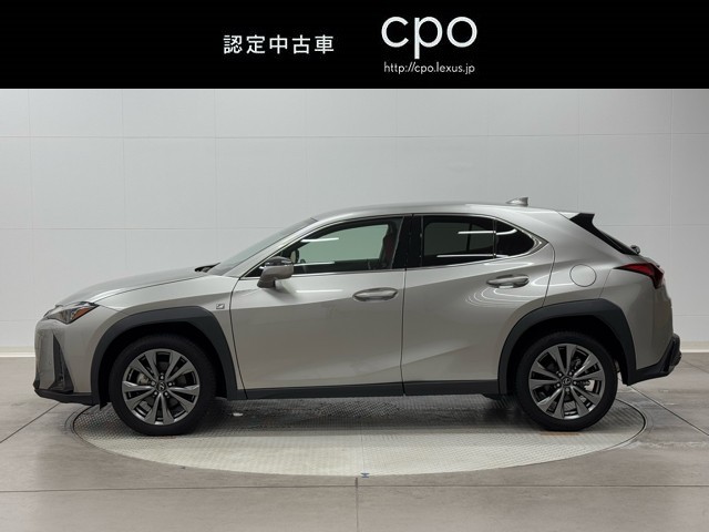 レクサス UX200 Fスポーツ