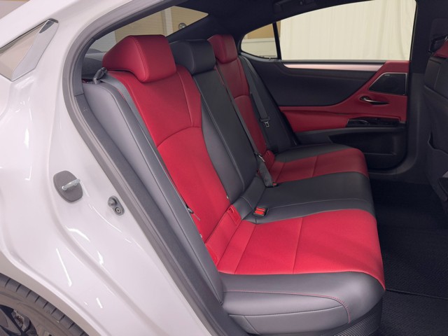 レクサス ES300h F SPORT