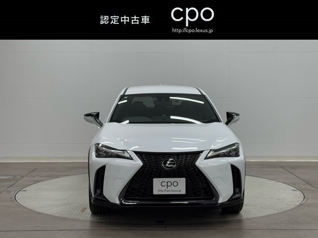 レクサス UX200 Fスポーツ