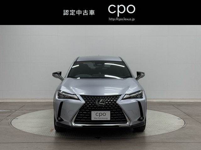 レクサス UX300h バージョンC