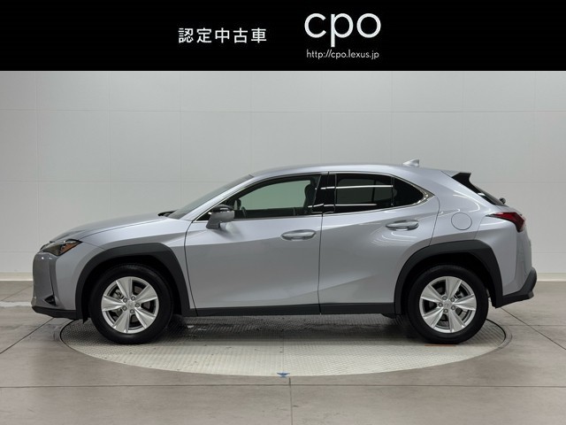 レクサス UX300h バージョンC