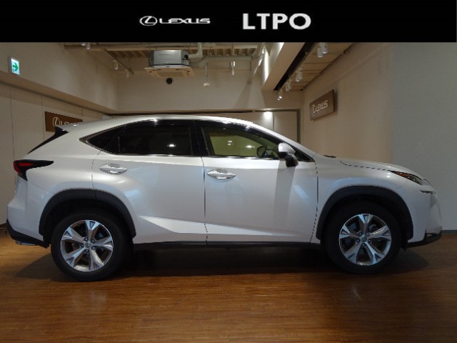 レクサス NX200t VER-L