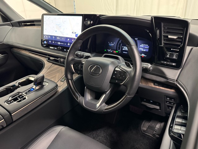 レクサス LM500h EXECUTIVE