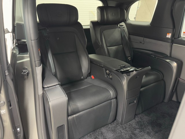 レクサス LM500h EXECUTIVE