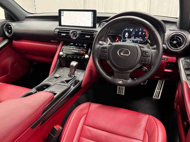 レクサス IS300h F SPORT