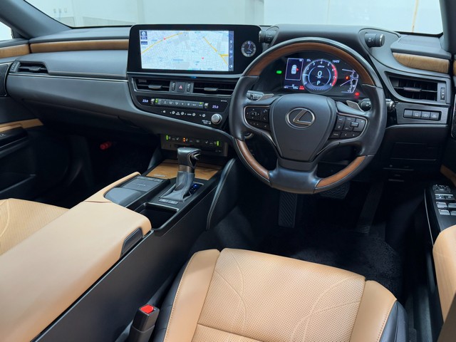 レクサス ES300h バージョンL