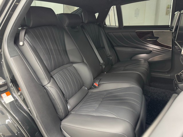 レクサス LS500 EXECUTIVE