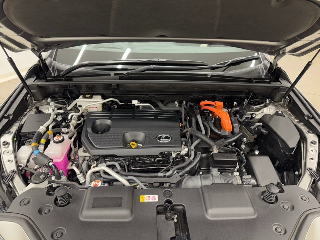 レクサス NX450h+ バージョンL