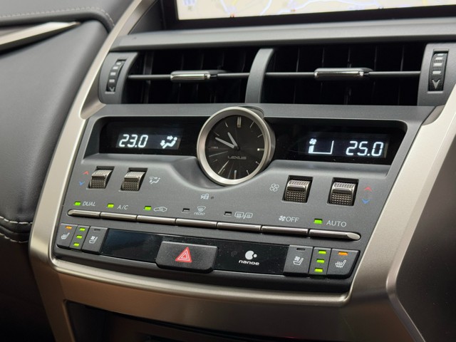 レクサス NX300h version L