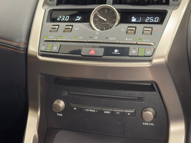 レクサス NX300 version L