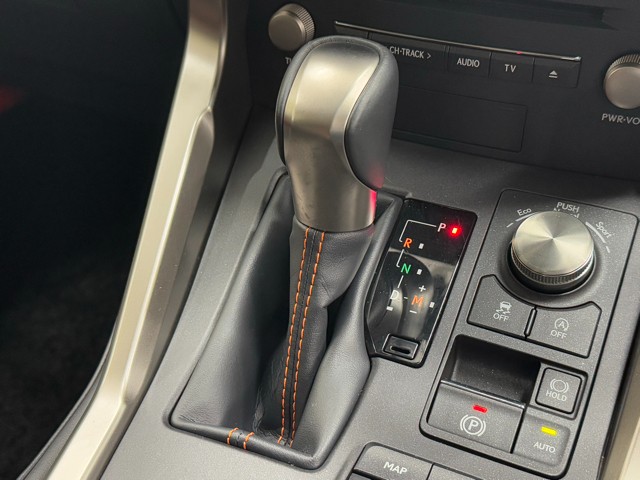 レクサス NX300 version L