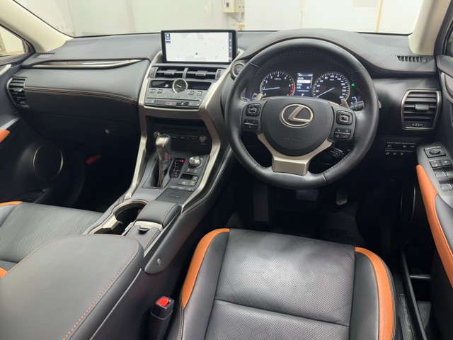 レクサス NX300 version L