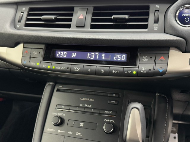 レクサス CT200h F SPORT