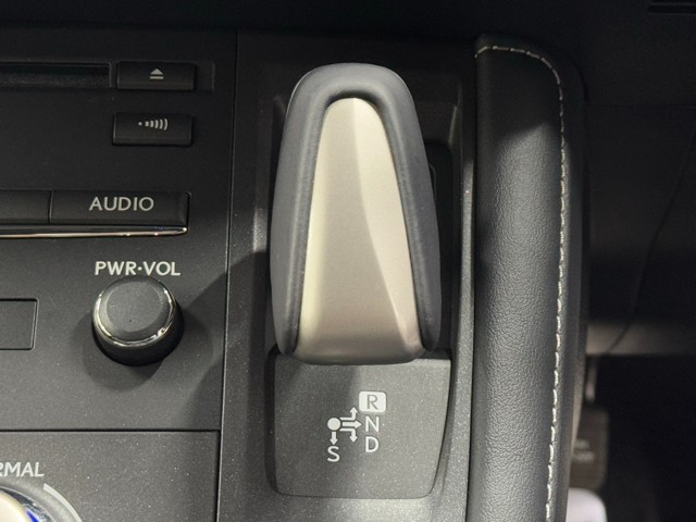 レクサス CT200h F SPORT